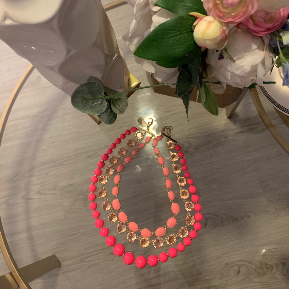 Vineyard Vines Pink and Gold Necklace - Picture 3 of 4